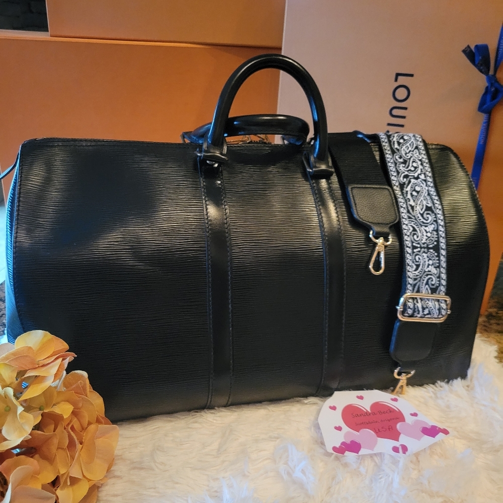Louis Vuitton Keepall 45 - Authentic,  Gorgeous Black Epi Leather